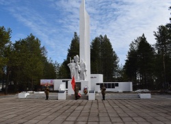ПРАЗДНУЕМ ДЕНЬ ПОБЕДЫ