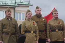 ПОЁМ ВСЕМ ДВОРОМ