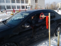ЯСНЫЙ ОТМЕТИЛ ДЕНЬ АВТОМОБИЛИСТА КОНКУРСАМИ И ИГРАМИ