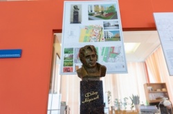 В АРХАНГЕЛЬСКЕ УСТАНАВЛИВАЮТ ПАМЯТНИК ПИНЕЖСКОМУ ПИСАТЕЛЮ ФЁДОРУ АБРАМОВУ